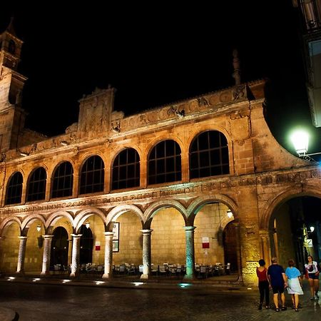 Hostal Nuevo Milan I Сан Клементе Екстериор снимка
