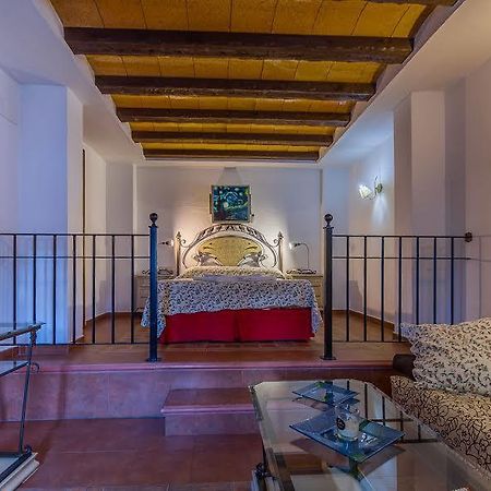 Hostal Nuevo Milan I Сан Клементе Екстериор снимка
